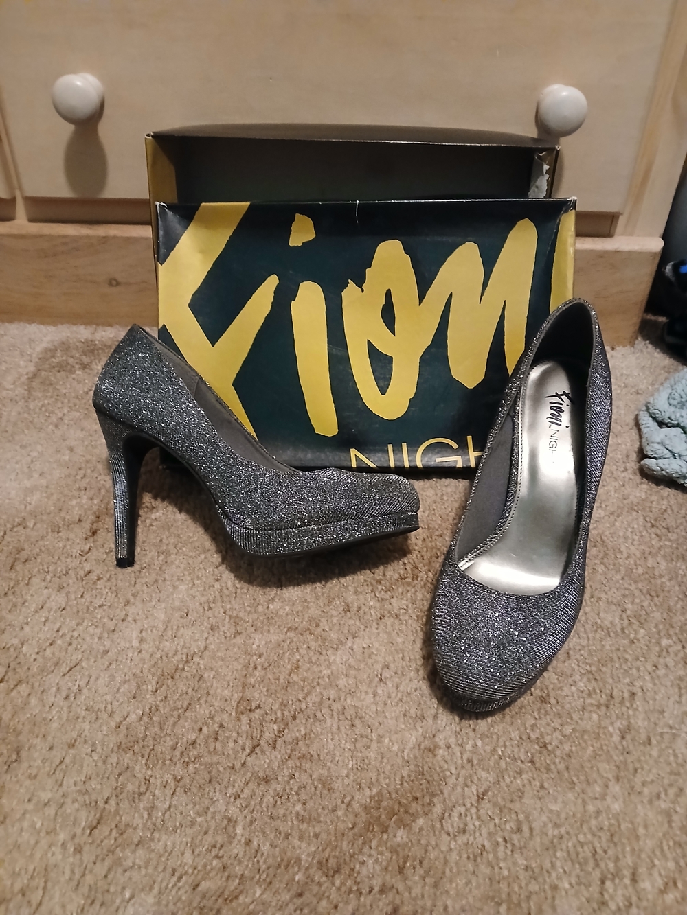 Nina Night Women's Glitter Pumps - Gray